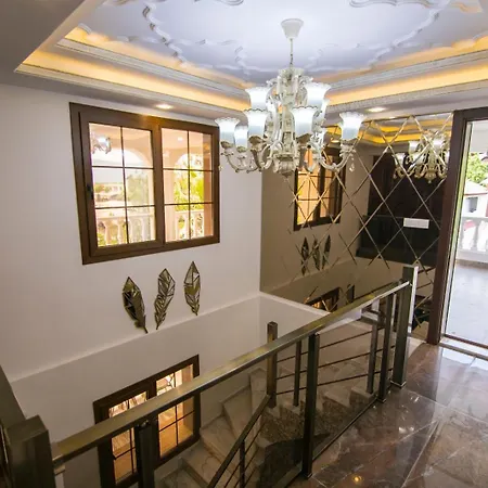 Deluxe Villalari Кейджегиз